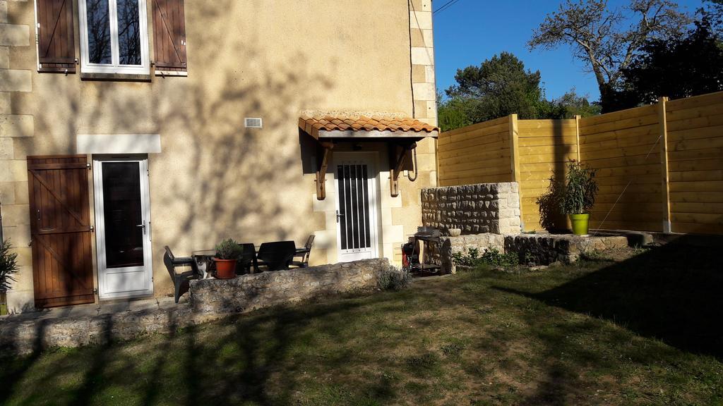 Villa L'Escale à Montamisé Extérieur photo